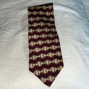 Bill Blass Black Label maroon‎ & cream silk tie